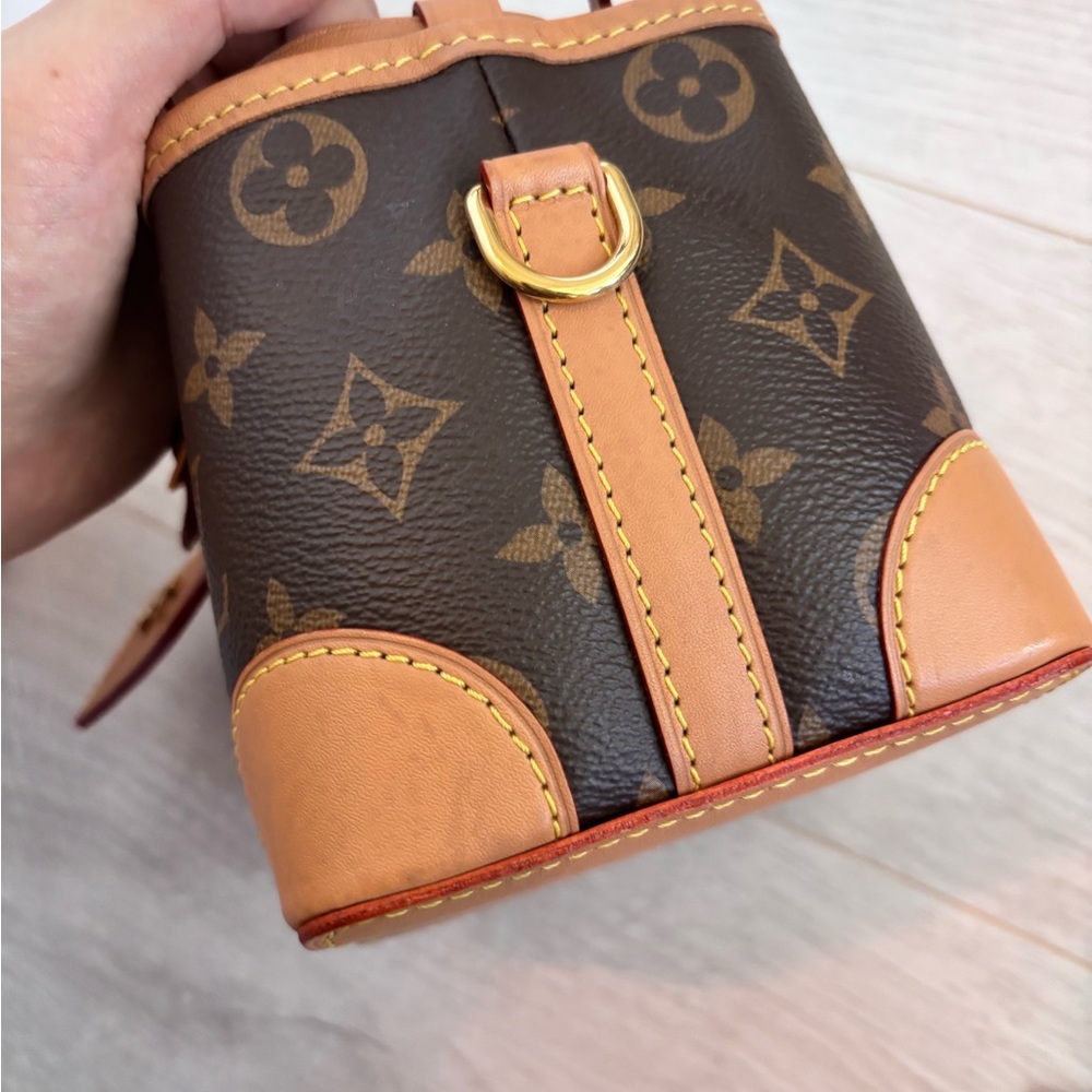 Louis Vuitton noe purse - Picture 3 of 16